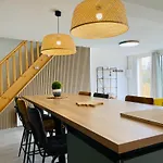 La Maison Entre Terre & Feriehus Gatteville-le-Phare