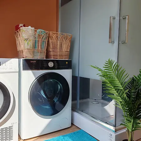 La Maison Entre Terre &