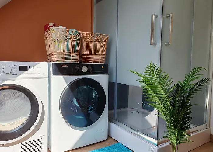 La Maison Entre Terre &